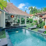 Villa Etnik Seminyak