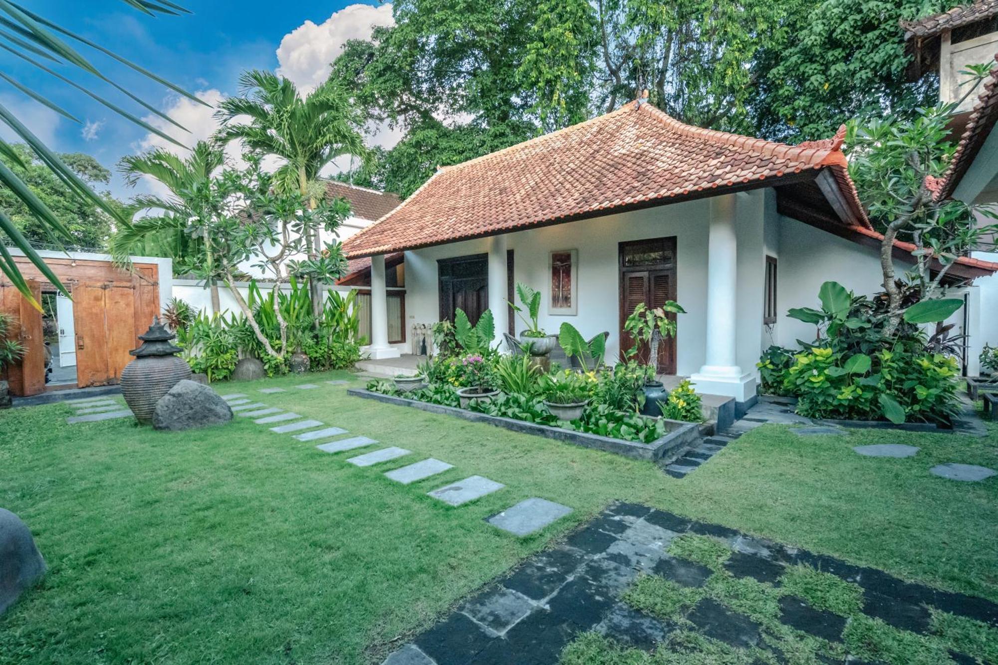 Etnik * Seminyak (Bali)