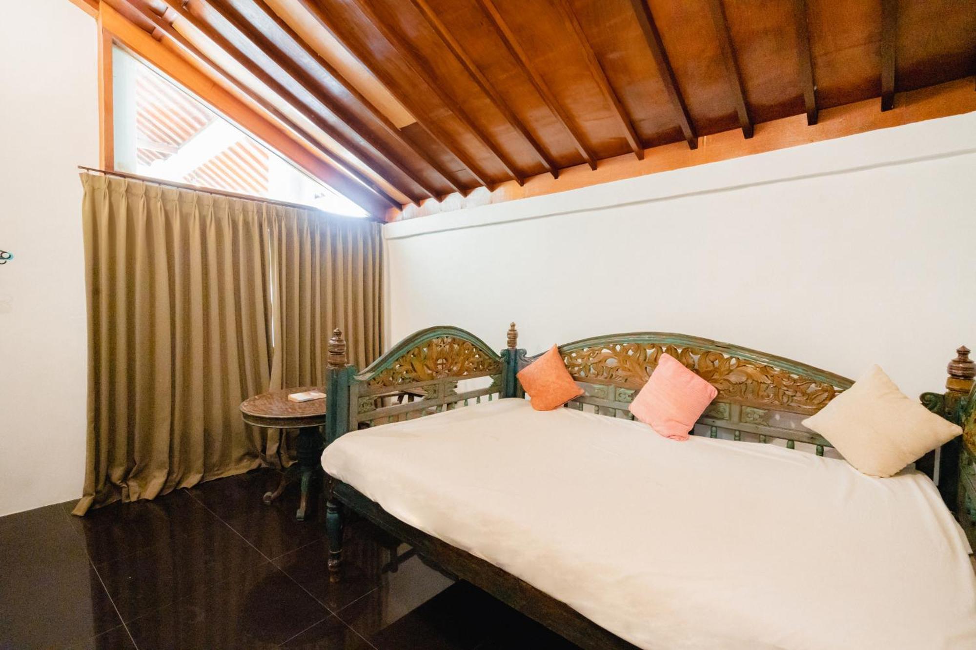 Etnik Villa Seminyak (Bali)