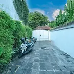 Villa Etnik Seminyak
